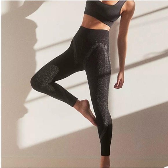 Free People FP Movement Black Lurex Leggings Sparkle Full Length XS/Small NWT - Picture 8 of 8